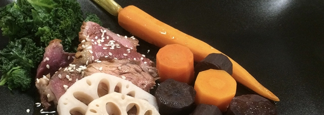 Canard rosé, chou kale, carottes tricolores